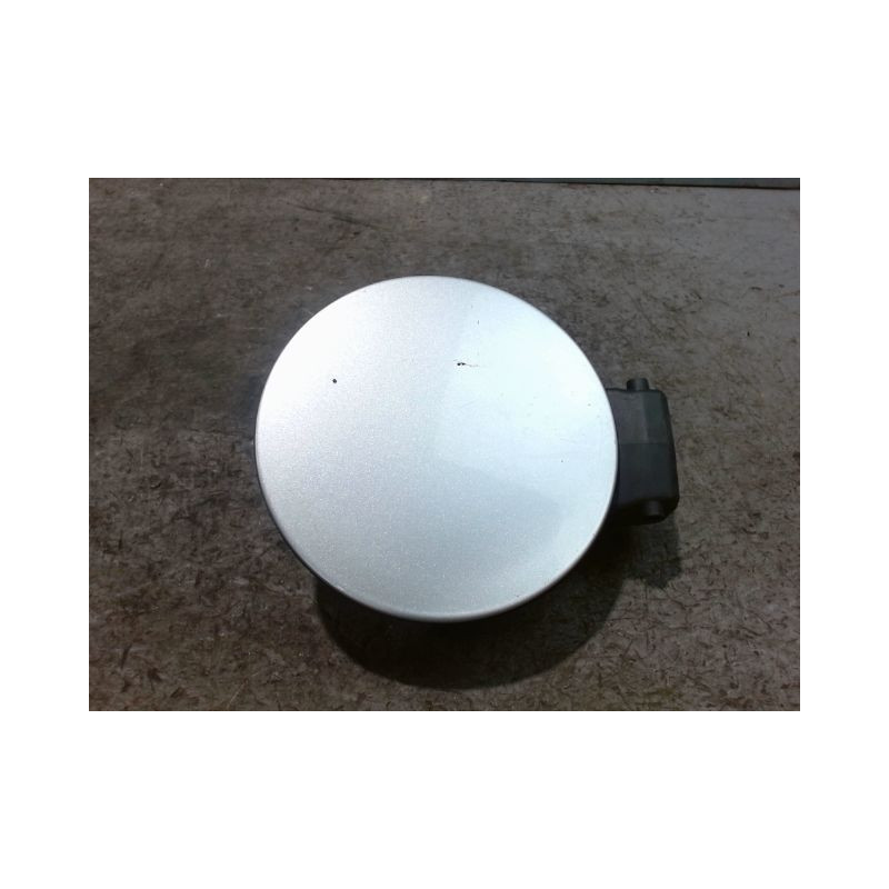 VOLET DE TRAPPE CARBURANT VOLKSWAGEN PASSAT BREAK 00-05