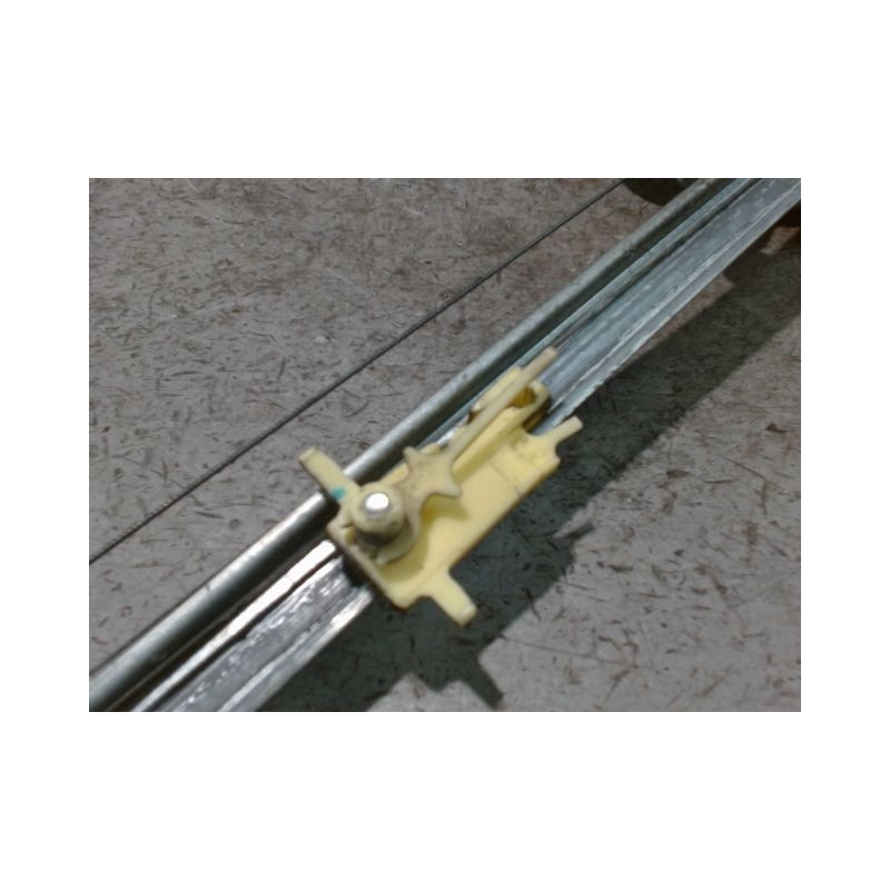 MECANISME+MOTEUR LEVE-GLACE AVANT DROIT RENAULT TRAFIC