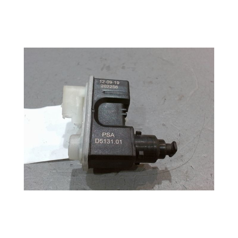 ACTIONNEUR TRAPPE CARBURANT PEUGEOT 208
