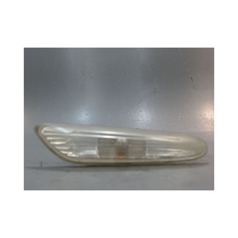 REPETITEUR AILE GAUCHE B.M.W. SERIE 3
