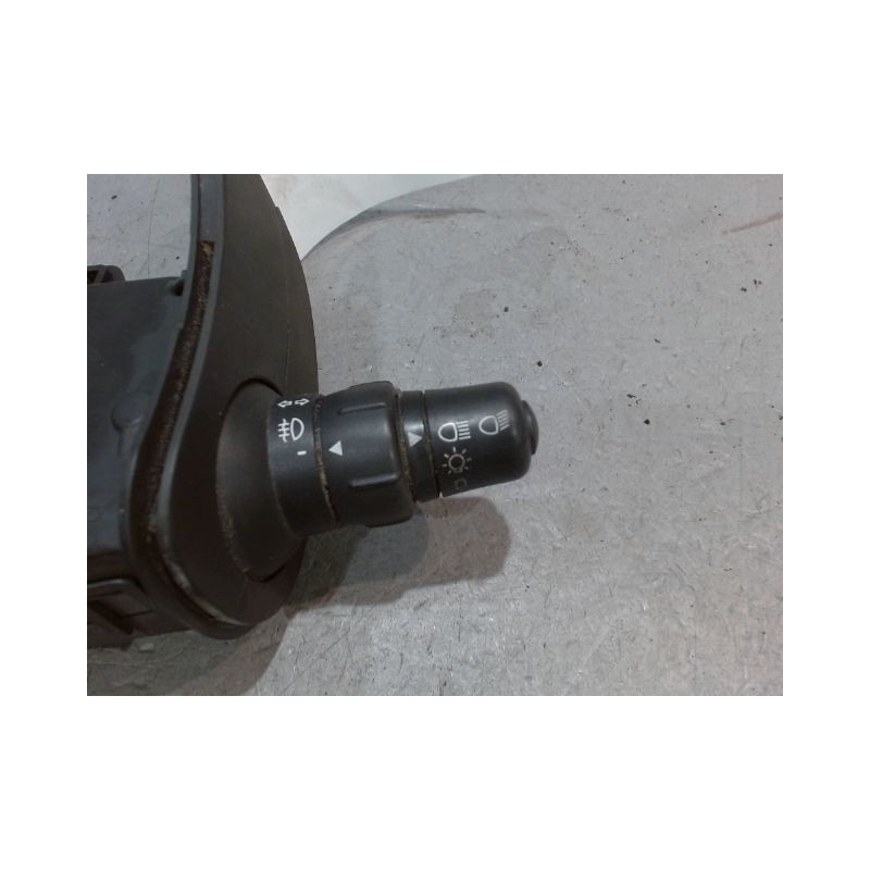 COMMANDE CLIGNOTANT RENAULT CLIO III