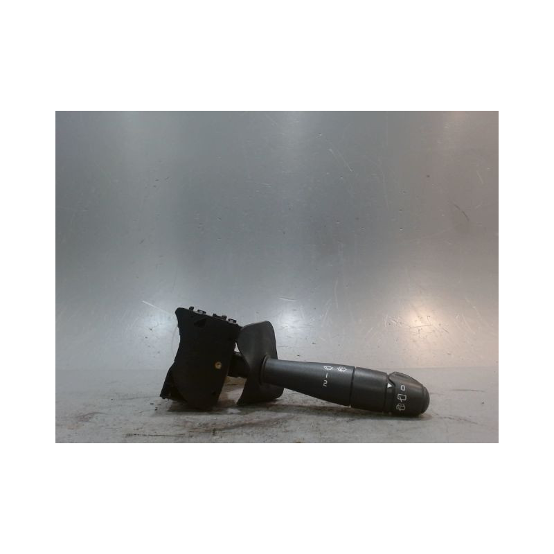 COMMANDE ESSUIE GLACE DACIA LOGAN