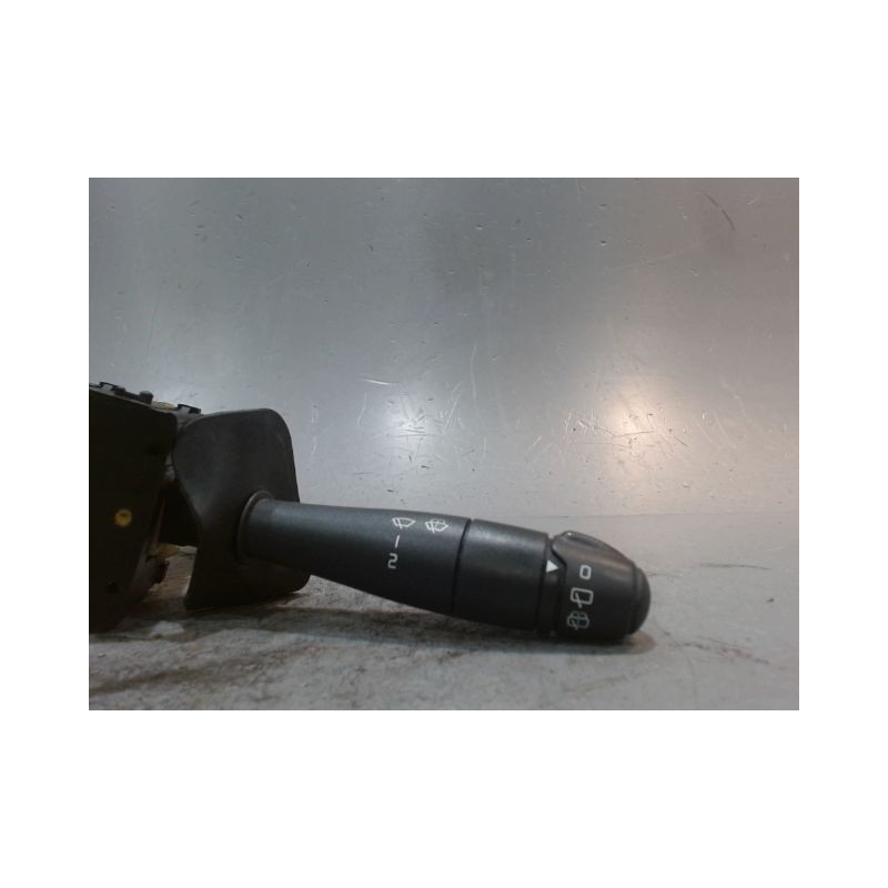 COMMANDE ESSUIE GLACE DACIA LOGAN