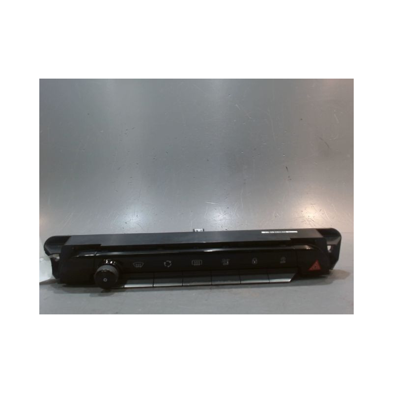 BOUTON DE WARNING CITROEN C5 AIRCR.
