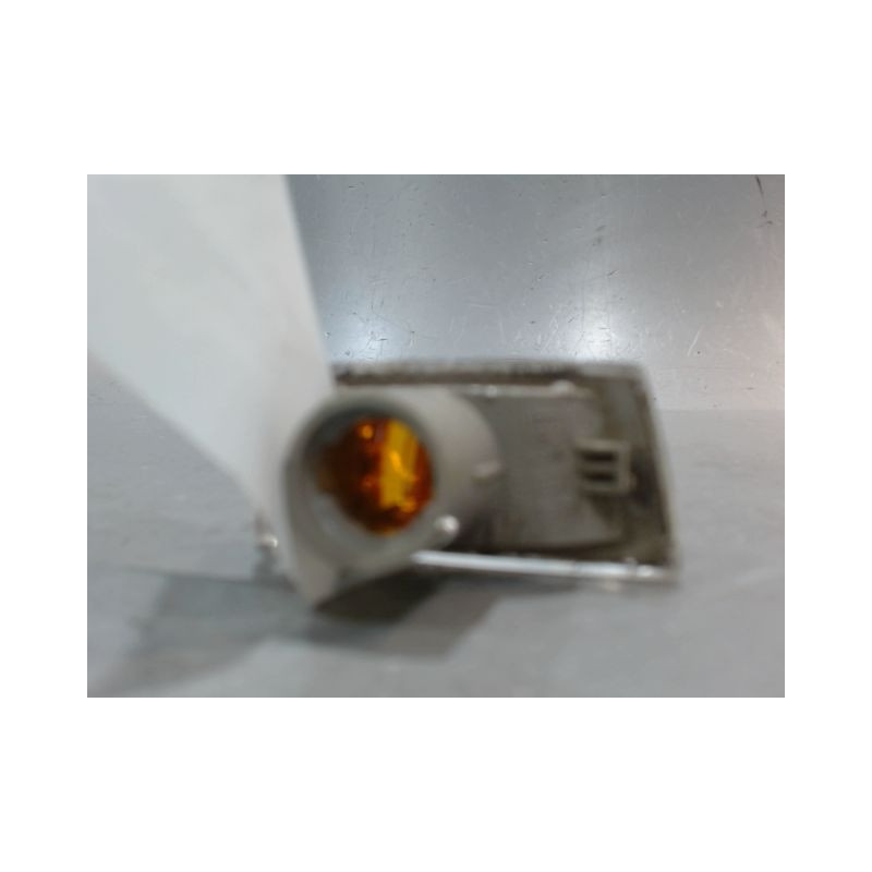 REPETITEUR AILE DROIT OPEL MERIVA