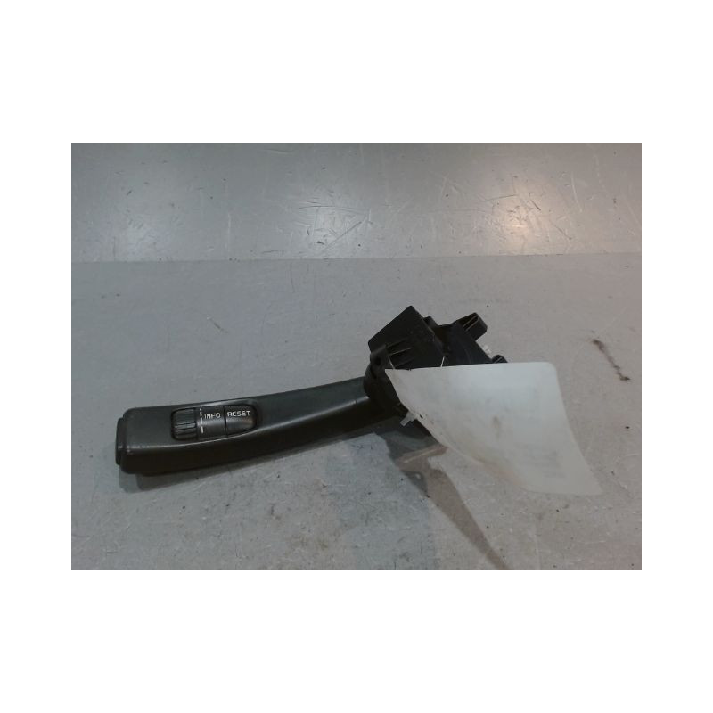 COMMANDE CLIGNOTANT VOLVO S40