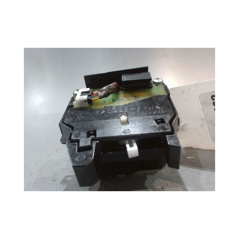 COMMANDE CLIGNOTANT VOLVO S40