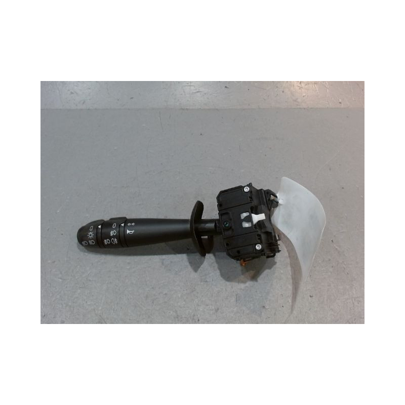 COMMANDE CLIGNOTANT RENAULT TWINGO
