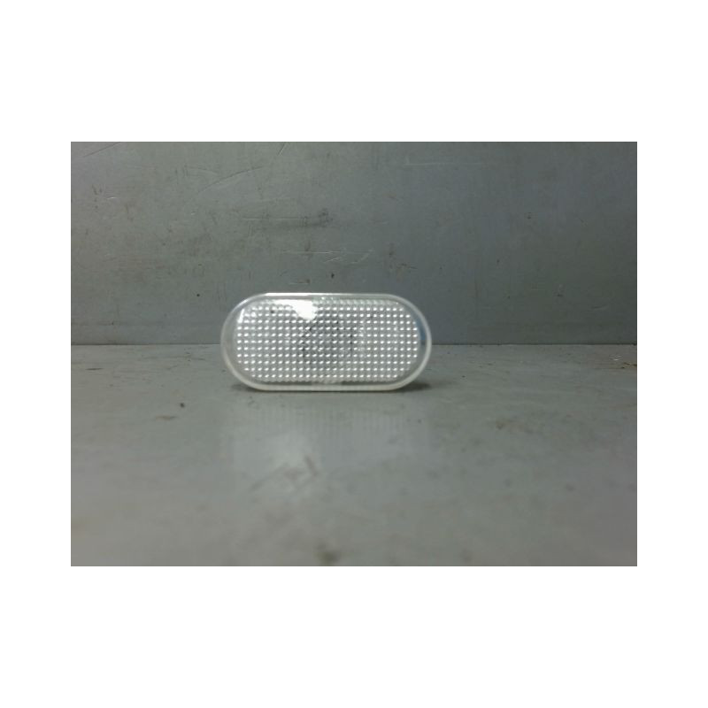 REPETITEUR AILE DROIT RENAULT CLIO II