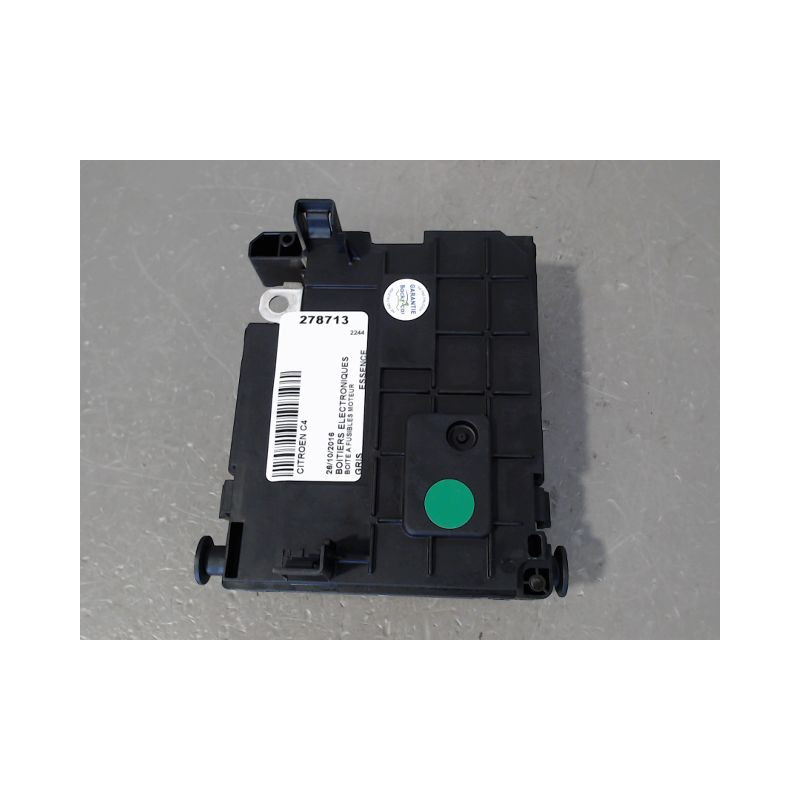 BOITE A FUSIBLES CITROEN C4