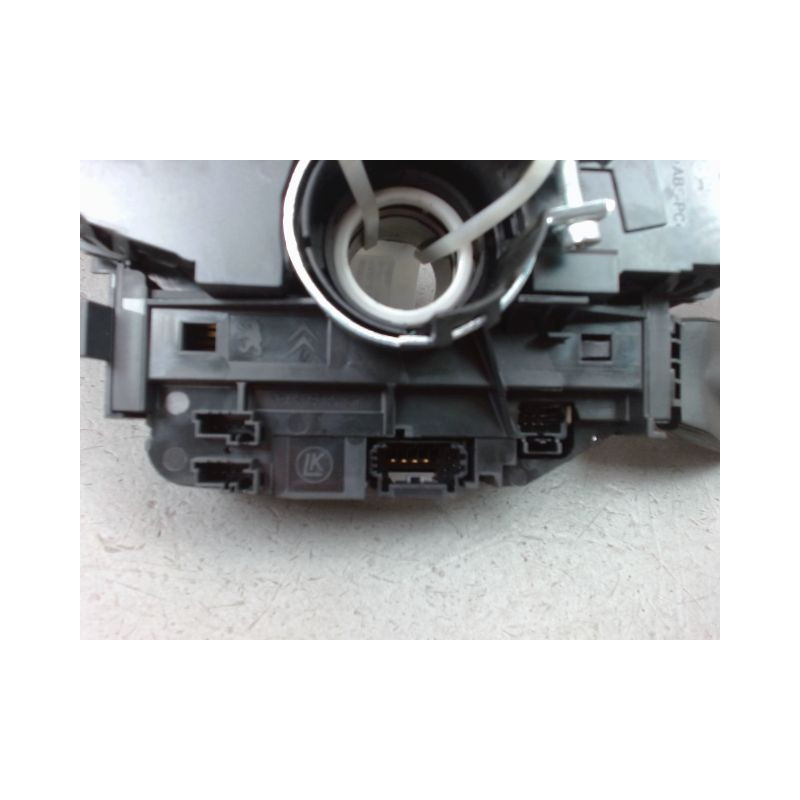 BLOC COMMODOS PEUGEOT 5008 2009-