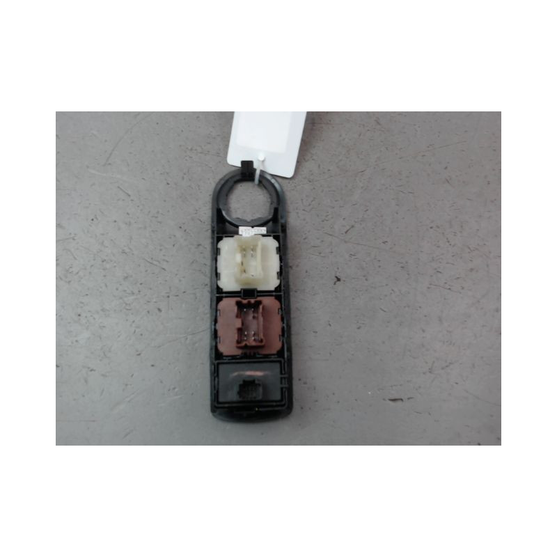 COMMANDE LEVE-GLACE PORTE AVG RENAULT CAPTUR Phase 1 2013-...