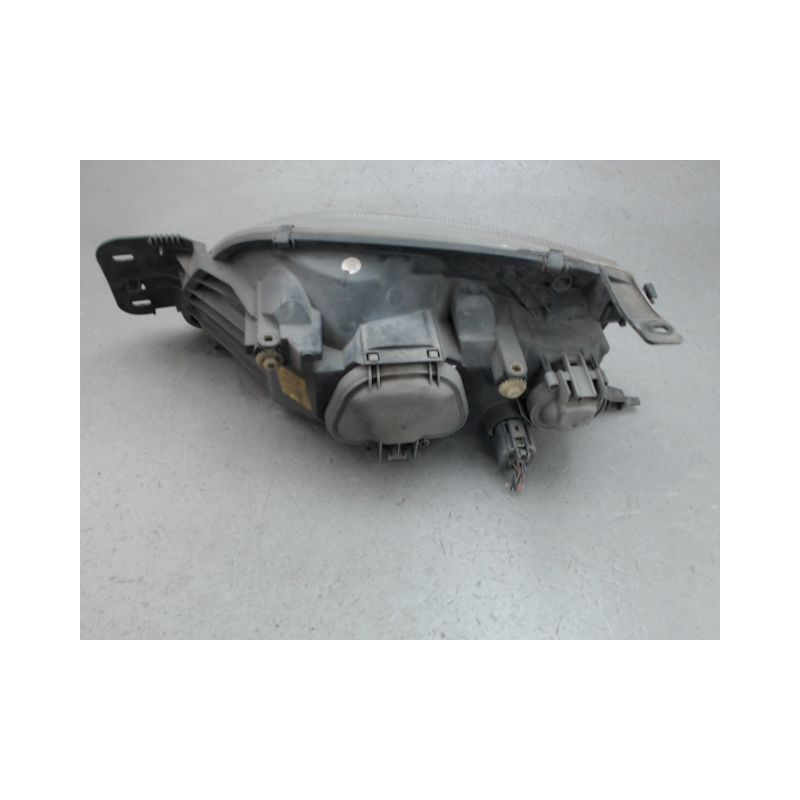 PHARE DROIT FORD FIESTA