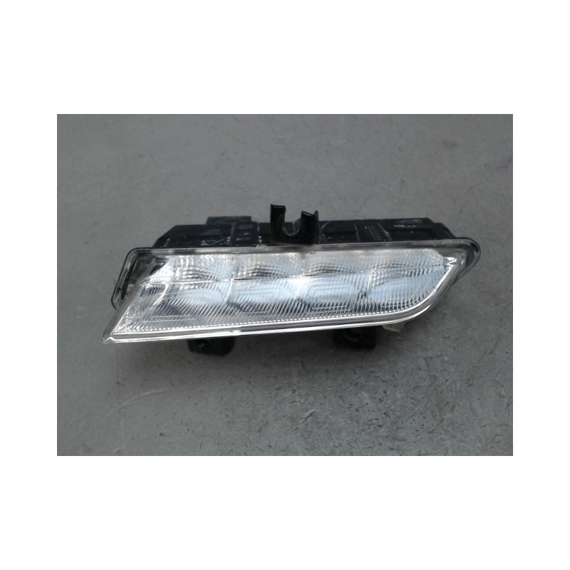 FEUX POSITION GAUCHE RENAULT CLIO