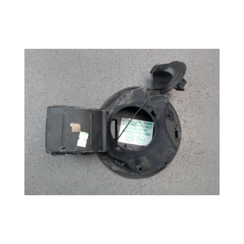 VOLET DE TRAPPE CARBURANT RENAULT CLIO