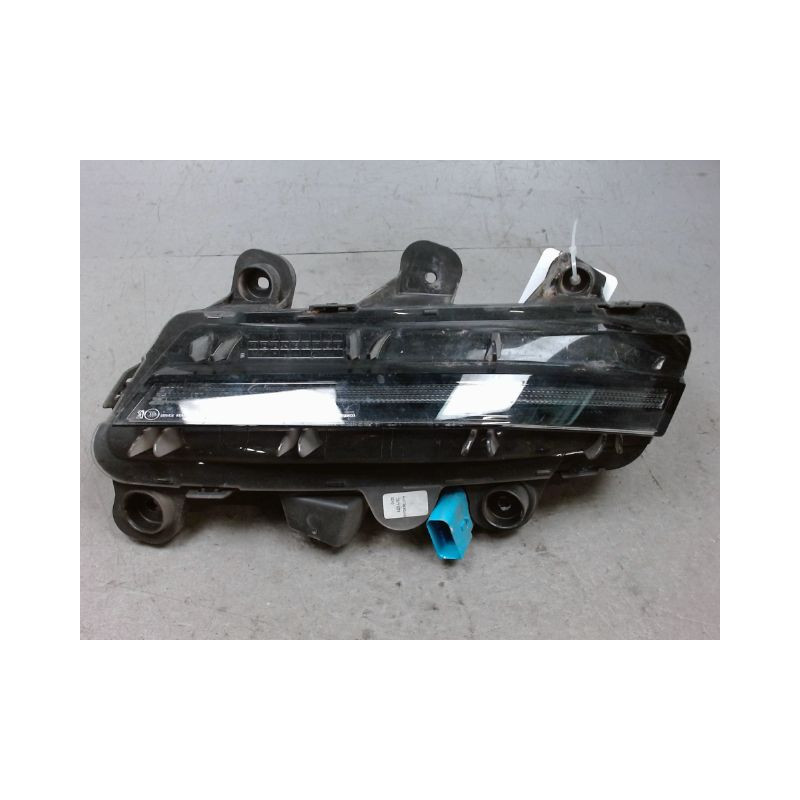 FEUX POSITION DROIT PEUGEOT 3008