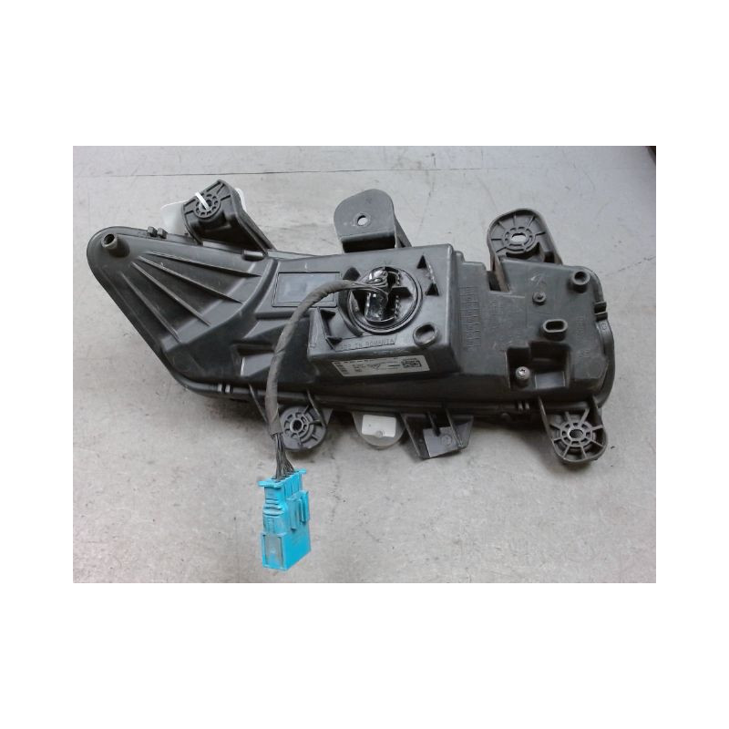 FEUX POSITION DROIT PEUGEOT 3008