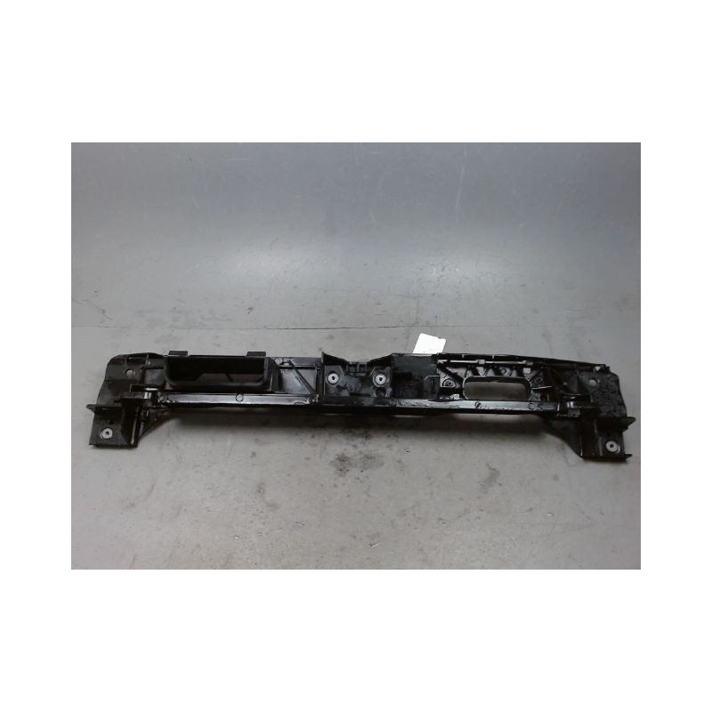 TRAVERSE SUPERIEURE ARMATURE AVANT PEUGEOT 3008