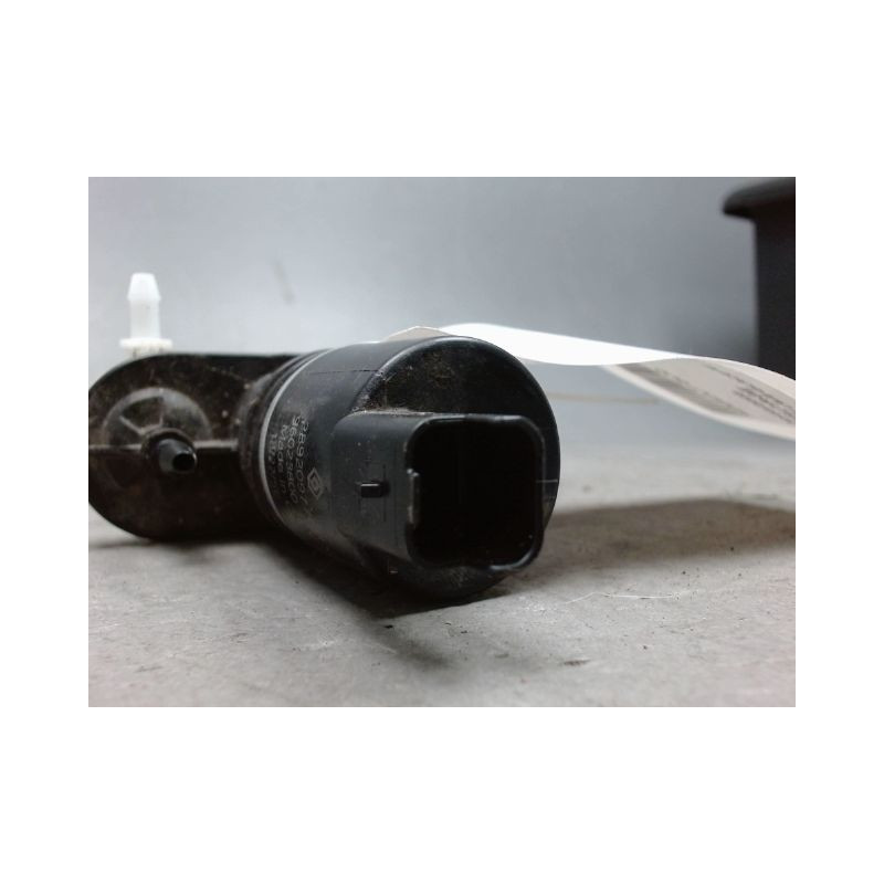 POMPE LAVE-GLACE AVANT RENAULT CLIO