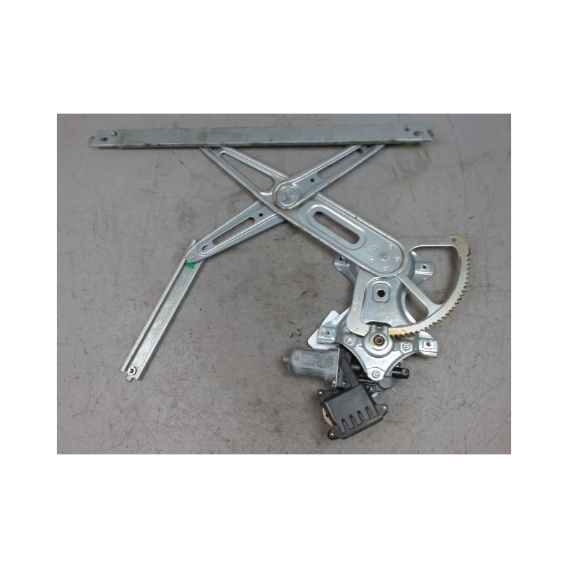 MECANISME+MOTEUR LEVE-GLACE AVANT GAUCHE TOYOTA YARIS