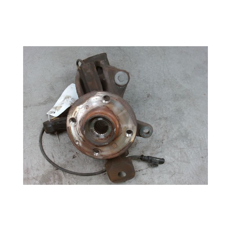 PIVOT AVANT DROIT PEUGEOT 108