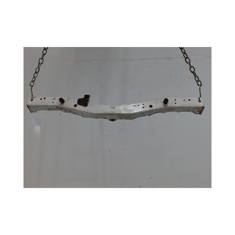 TRAVERSE SUPERIEURE ARMATURE AVANT TOYOTA AURIS