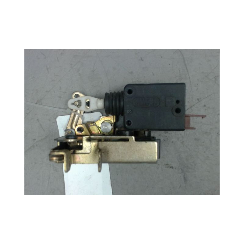 SYSTEME CONDAMNATION AVANT DROIT CITROEN SAXO 99-