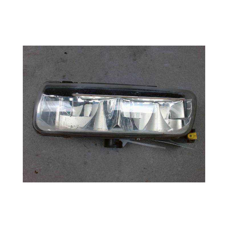PHARE ANTIBROUILLARD AVANT GAUCHE LAND ROVER R.ROVER