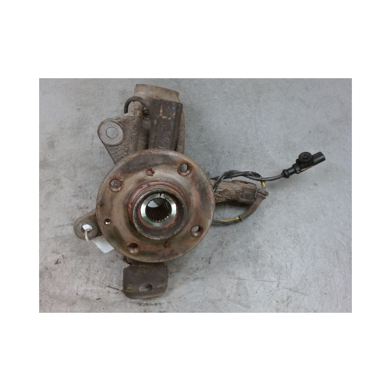 PIVOT AVANT GAUCHE PEUGEOT 107