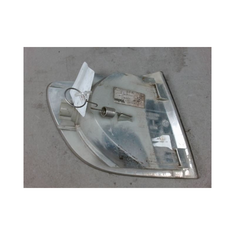CLIGNOTANT GAUCHE MERCEDES VITO COMBI 96-03