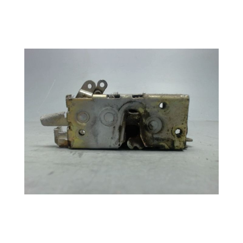 SYSTEME CONDAMNATION AVANT DROIT MERCEDES VITO COMBI 96-03