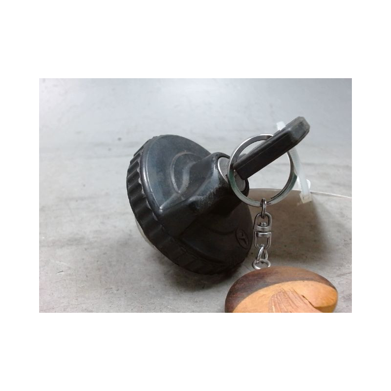 BOUCHON RESERVOIR A CARBURANT MERCEDES VITO COMBI 96-03
