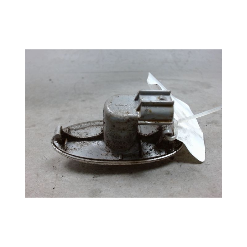 REPETITEUR AILE GAUCHE TOYOTA YARIS 2005-