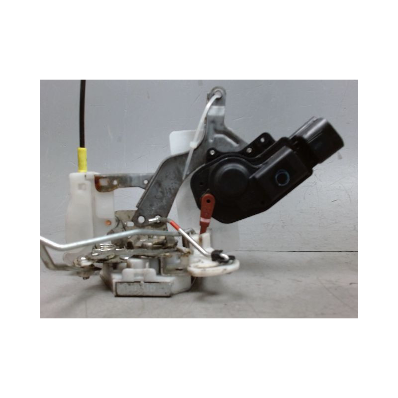 SYSTEME CONDAMNATION AVANT DROIT TOYOTA AYGO 3P