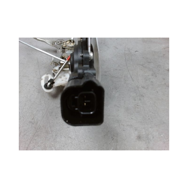 SYSTEME CONDAMNATION AVANT DROIT TOYOTA AYGO 3P