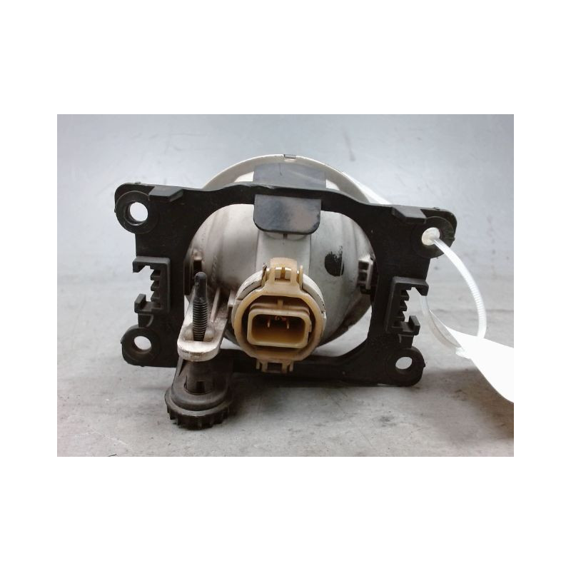 PHARE ANTIBROUILLARD AVANT GAUCHE PEUGEOT 208 1 PHASE 1 1.6 HDI - 8V TUR