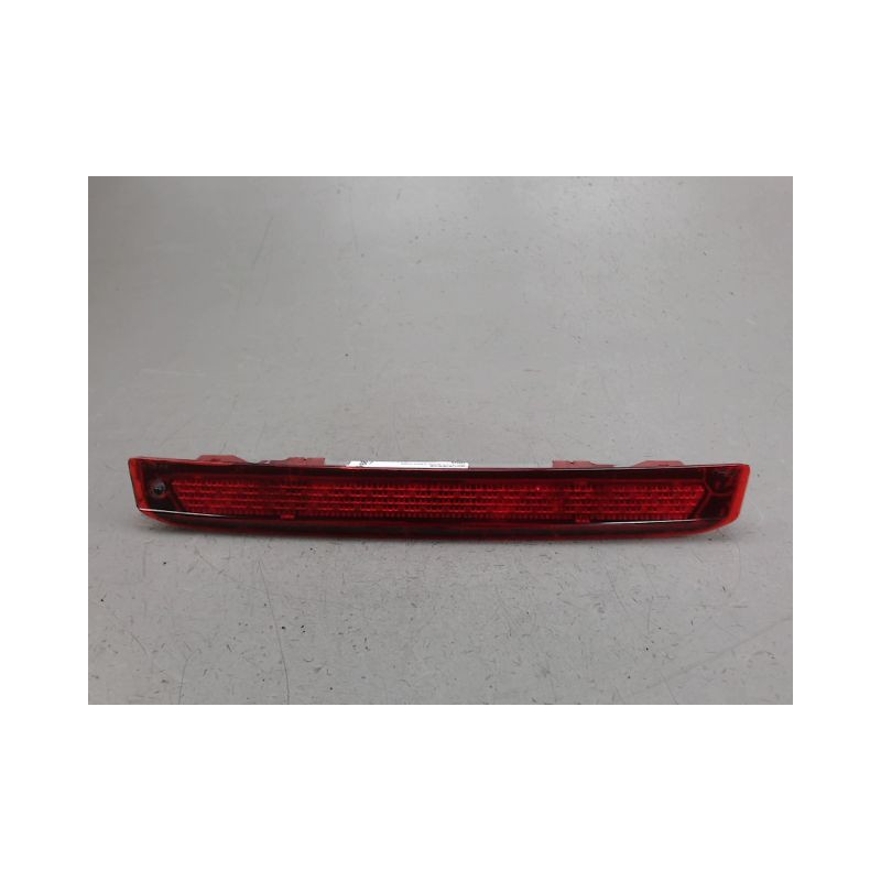 FEUX STOP SUPPLEMENTAIRE FORD MONDEO