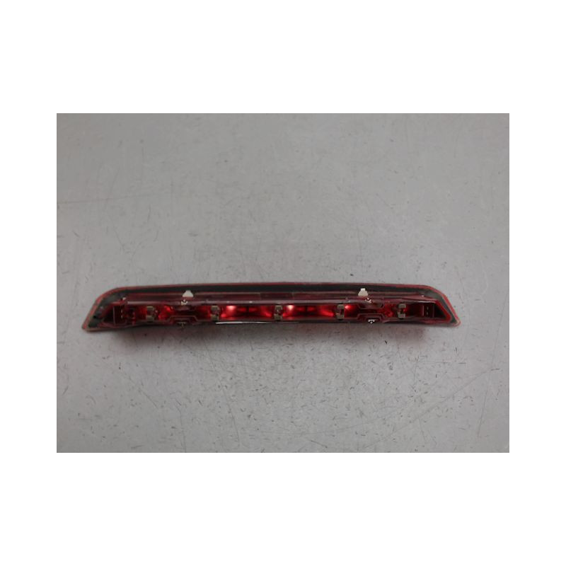 FEUX STOP SUPPLEMENTAIRE FORD MONDEO