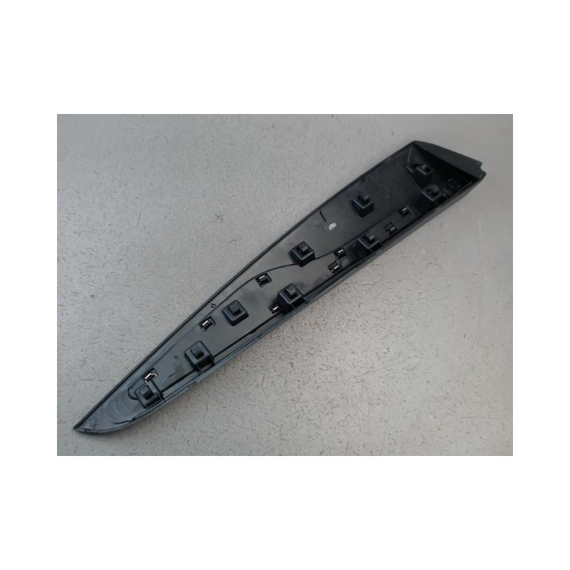 PROTECTION PORTE ARRIERE GAUCHE RENAULT CLIO