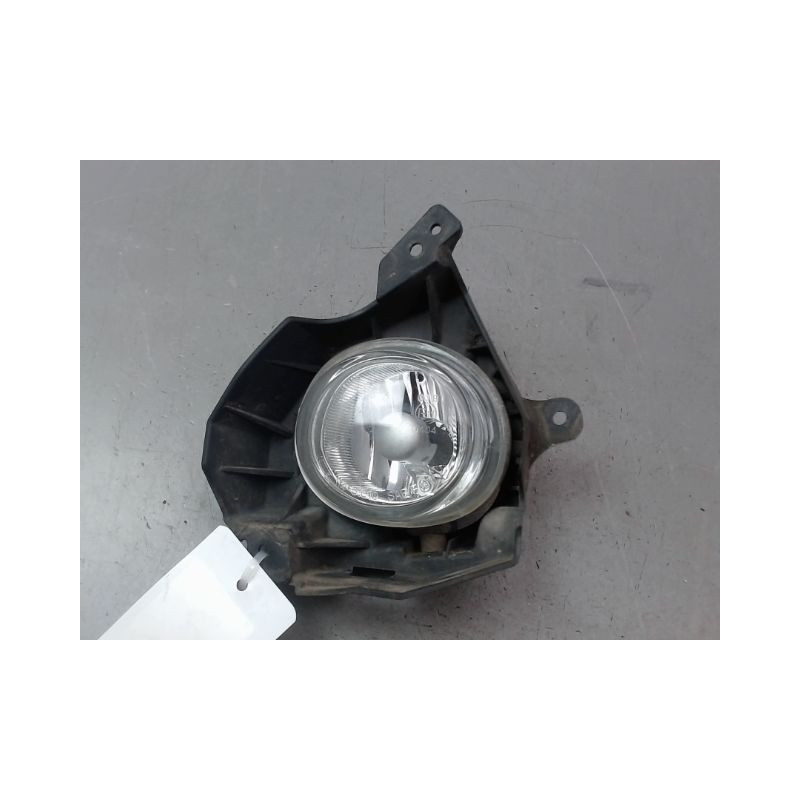 PHARE ANTIBROUILLARD AVANT GAUCHE MAZDA 2