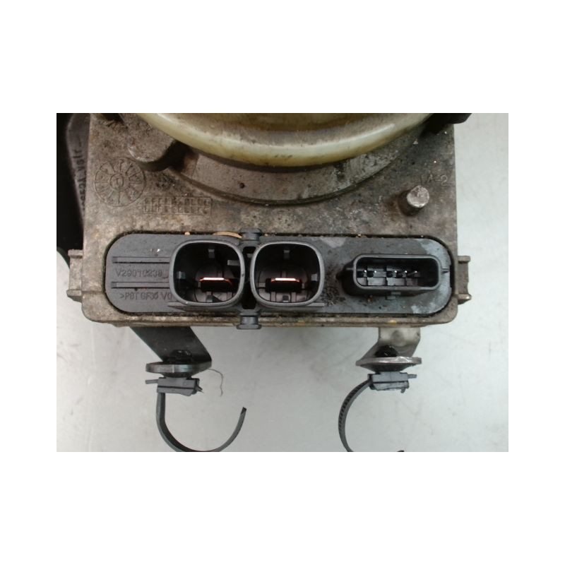 POMPE DIRECTION ASSISTEE RENAULT EXPRESS