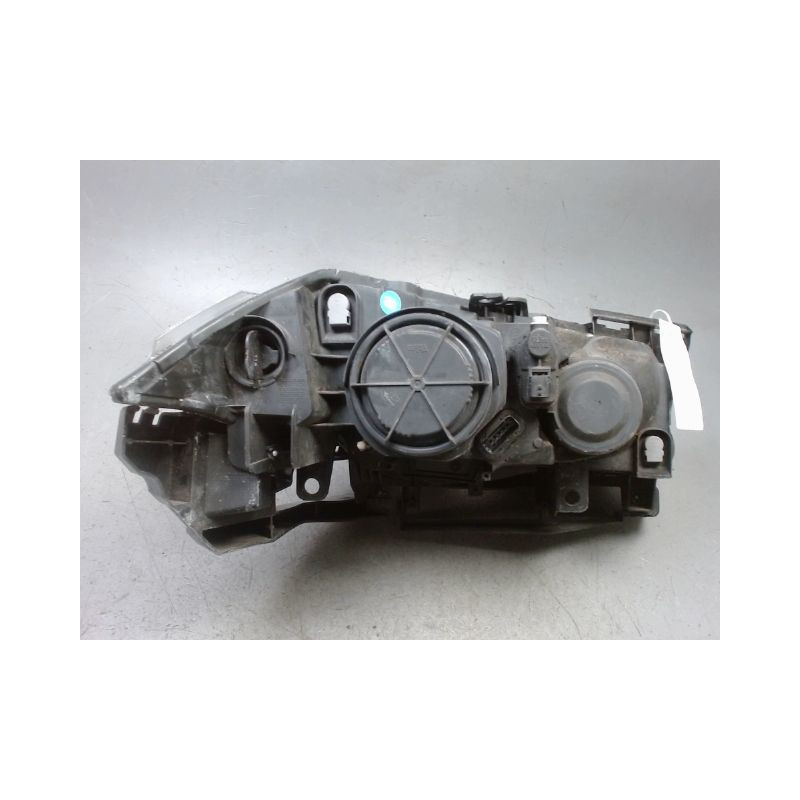 PHARE GAUCHE RENAULT MEGANE