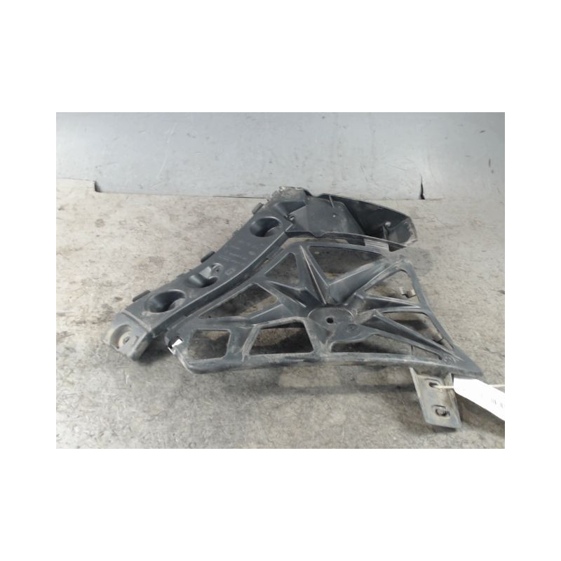 SUPPORT PARE-CHOC ARG RENAULT MEGANE