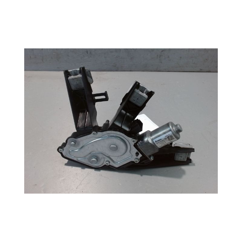 MOTEUR ESSUIE-GLACE ARRIERE PEUGEOT 308 2011-