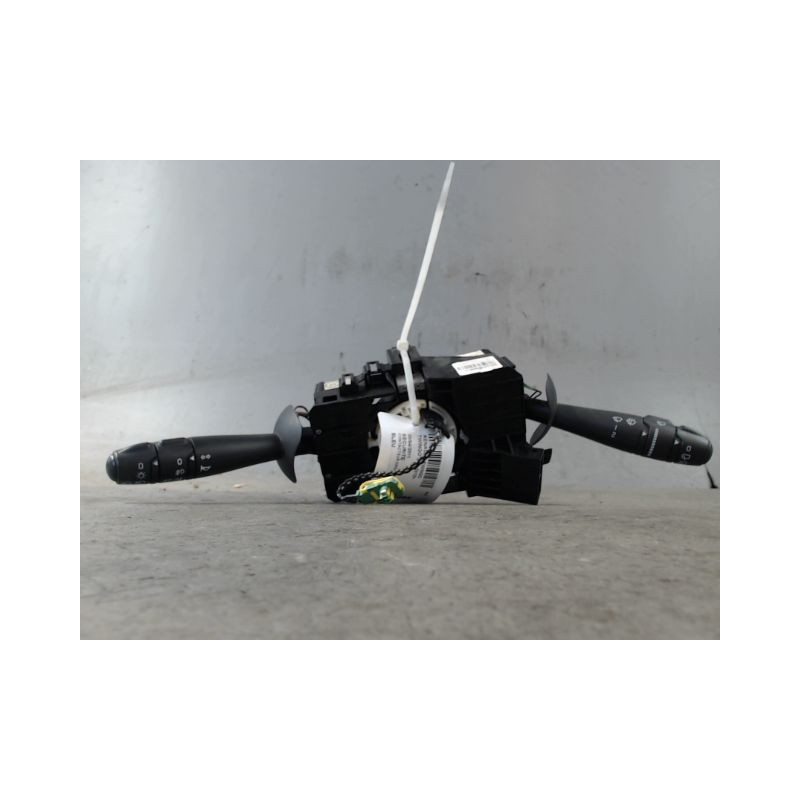 BLOC COMMODOS RENAULT TWINGO 2 2010-