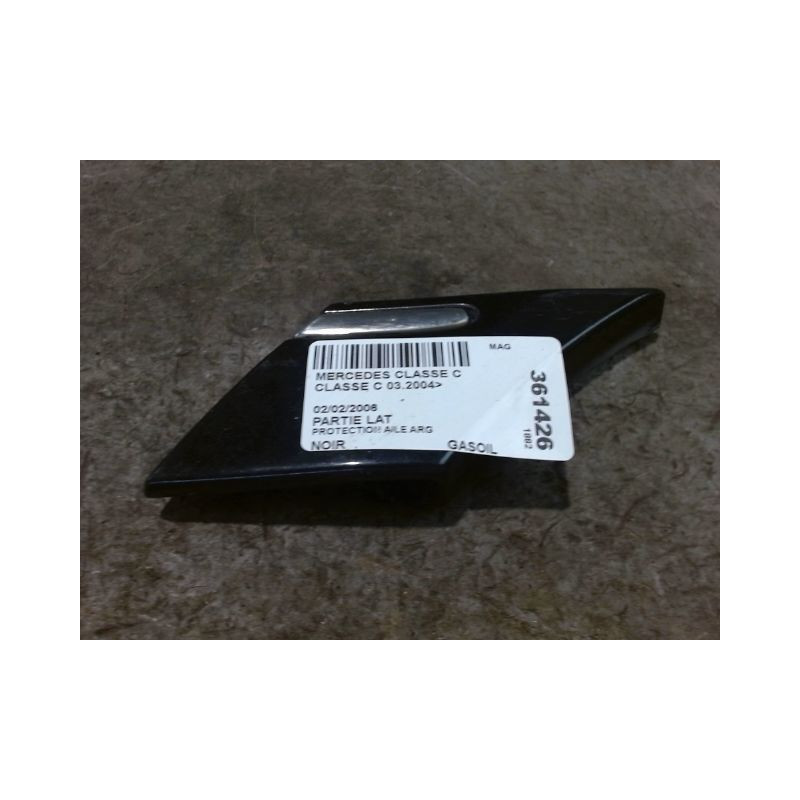 PROTECTION AILE ARRIERE GAUCHE MERCEDES CLASSE C 2004-