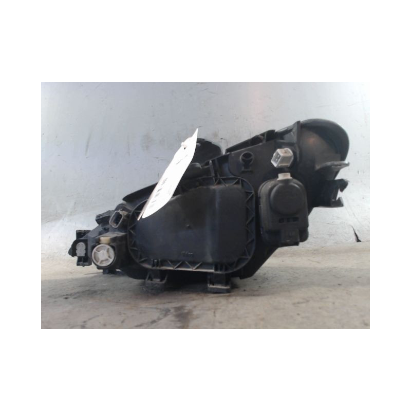 PHARE DROIT PEUGEOT 206 5P