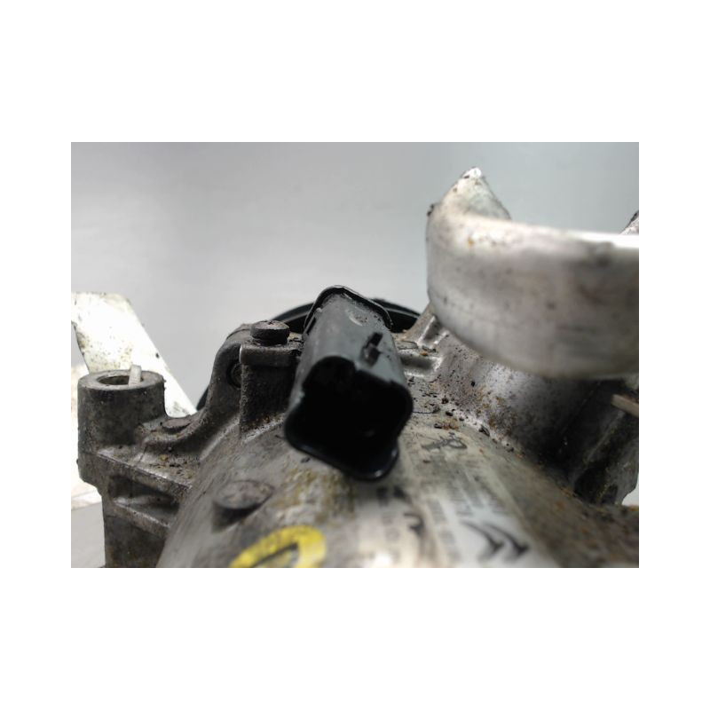 COMPRESSEUR AIR CONDITIONNE CITROEN C3 2009-