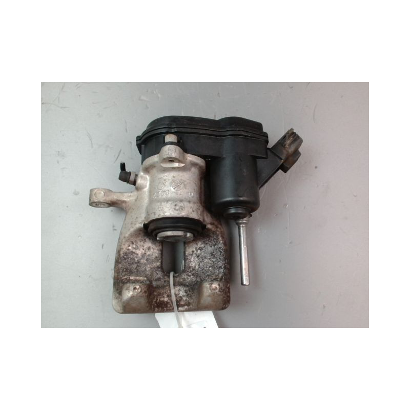 ETRIER DE FREIN ARRIERE DROIT RENAULT MEGANE IV PHASE 1 2015-