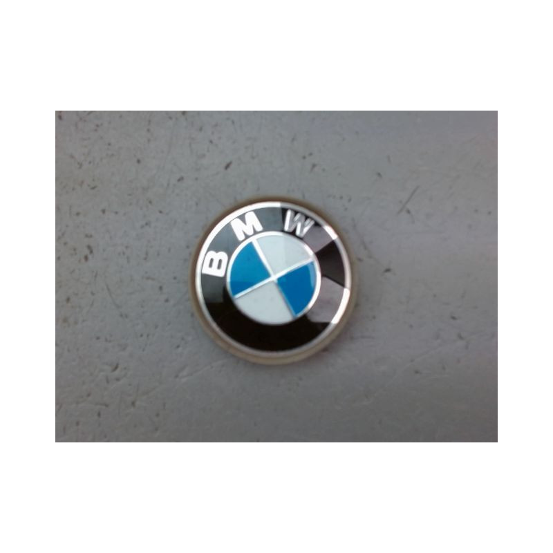 ENJOLIVEUR DE ROUE BMW SERIE 3 BERL. V Phase 2 (E90) 2008-2011
